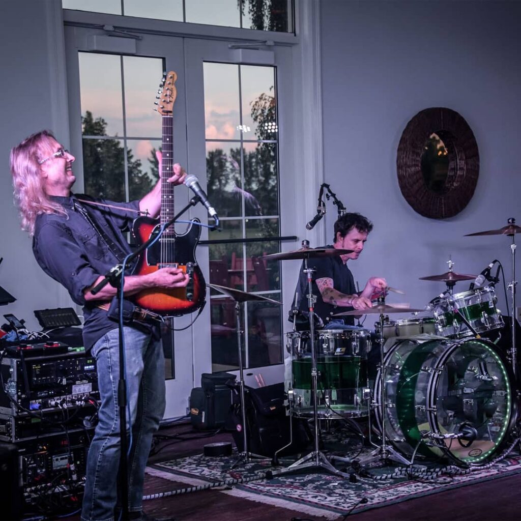 The Pulltops Unleash Energetic Rock Anthem: “3-2-1 Go!”