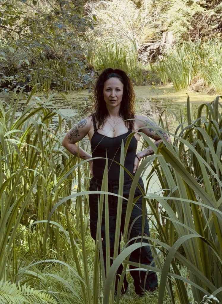 Gena Perala – Machete Gena Perala – Machete