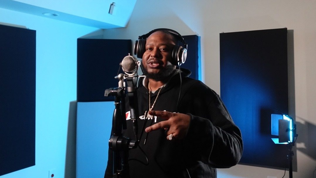 Boom Blake – Blow The Whole Band