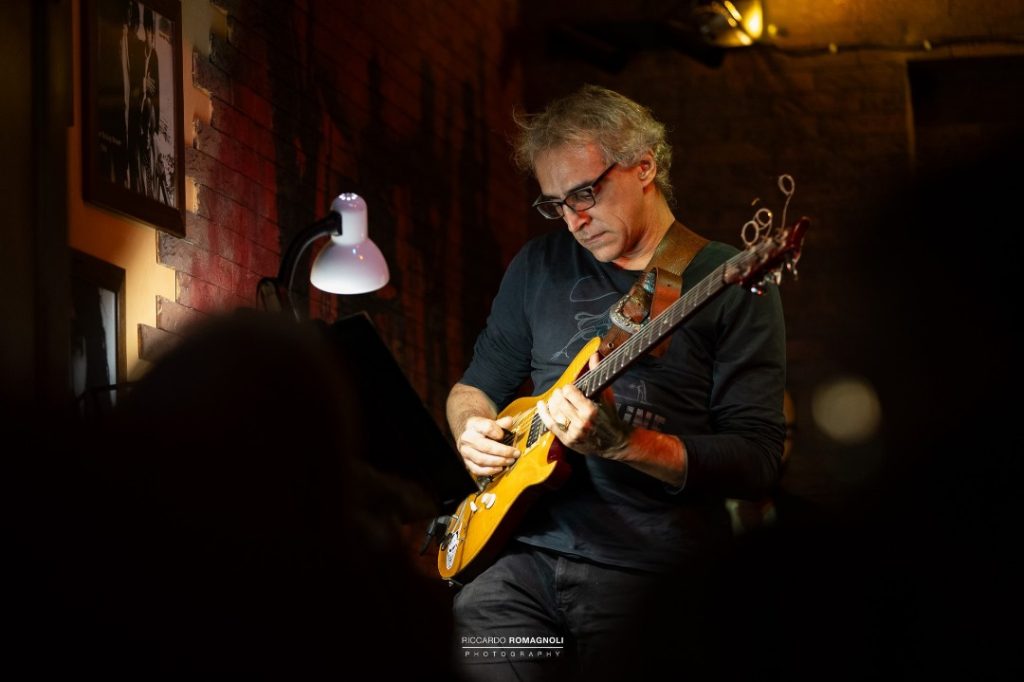 ‎Threegonos - Questioni di Pensiero