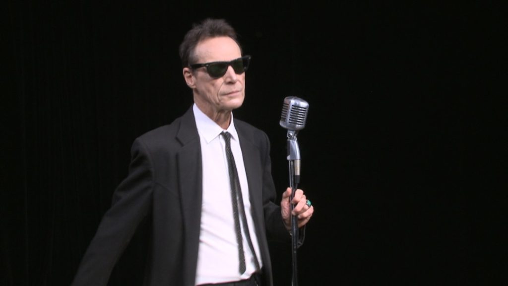 Digney Fignus - American Rose