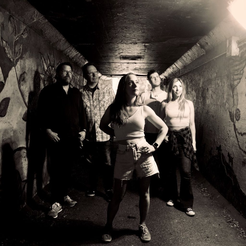 The Transference – Floodlights