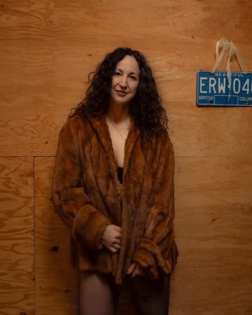 Gena Perala – Machete Gena Perala – Machete