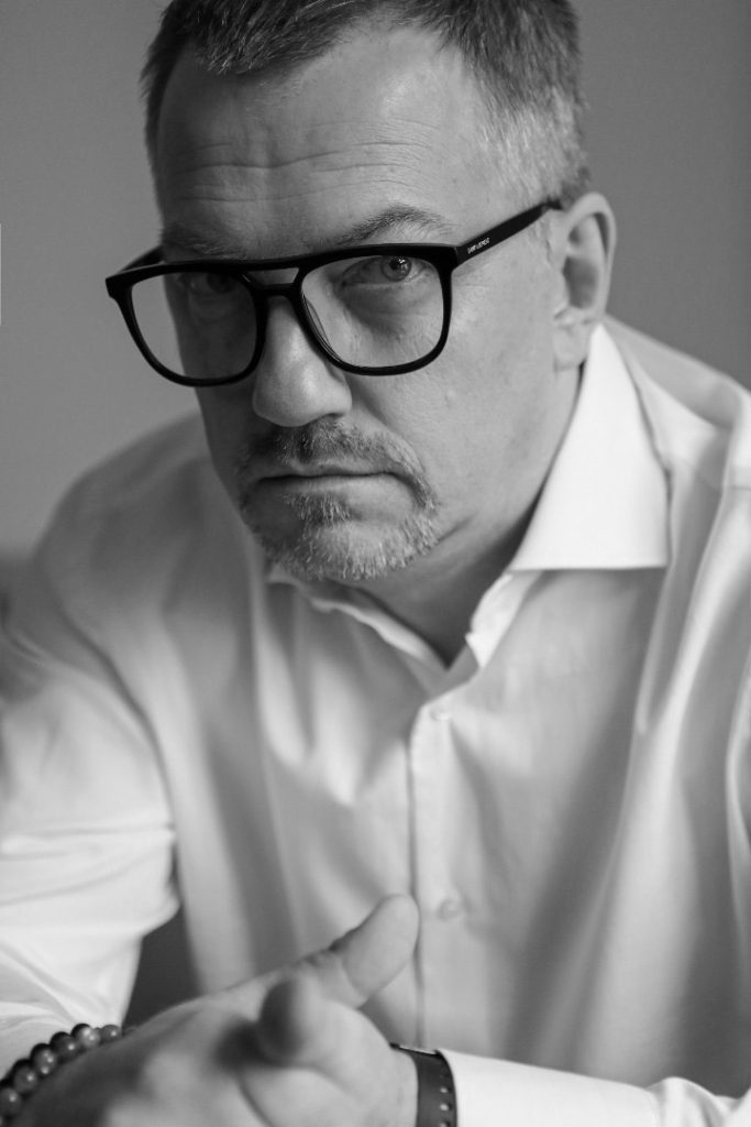 GatiS – Remember Me. Theme