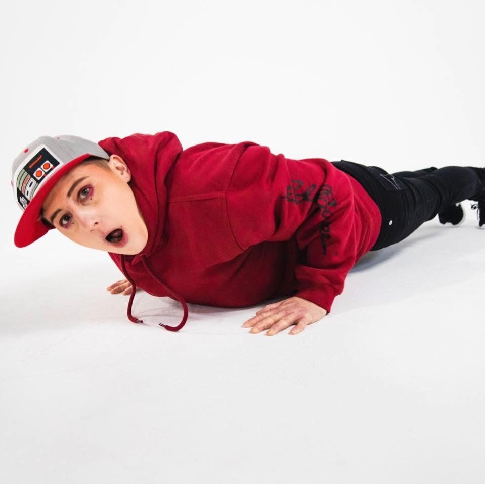 Aleksandra Picariello – Don't Fly Away