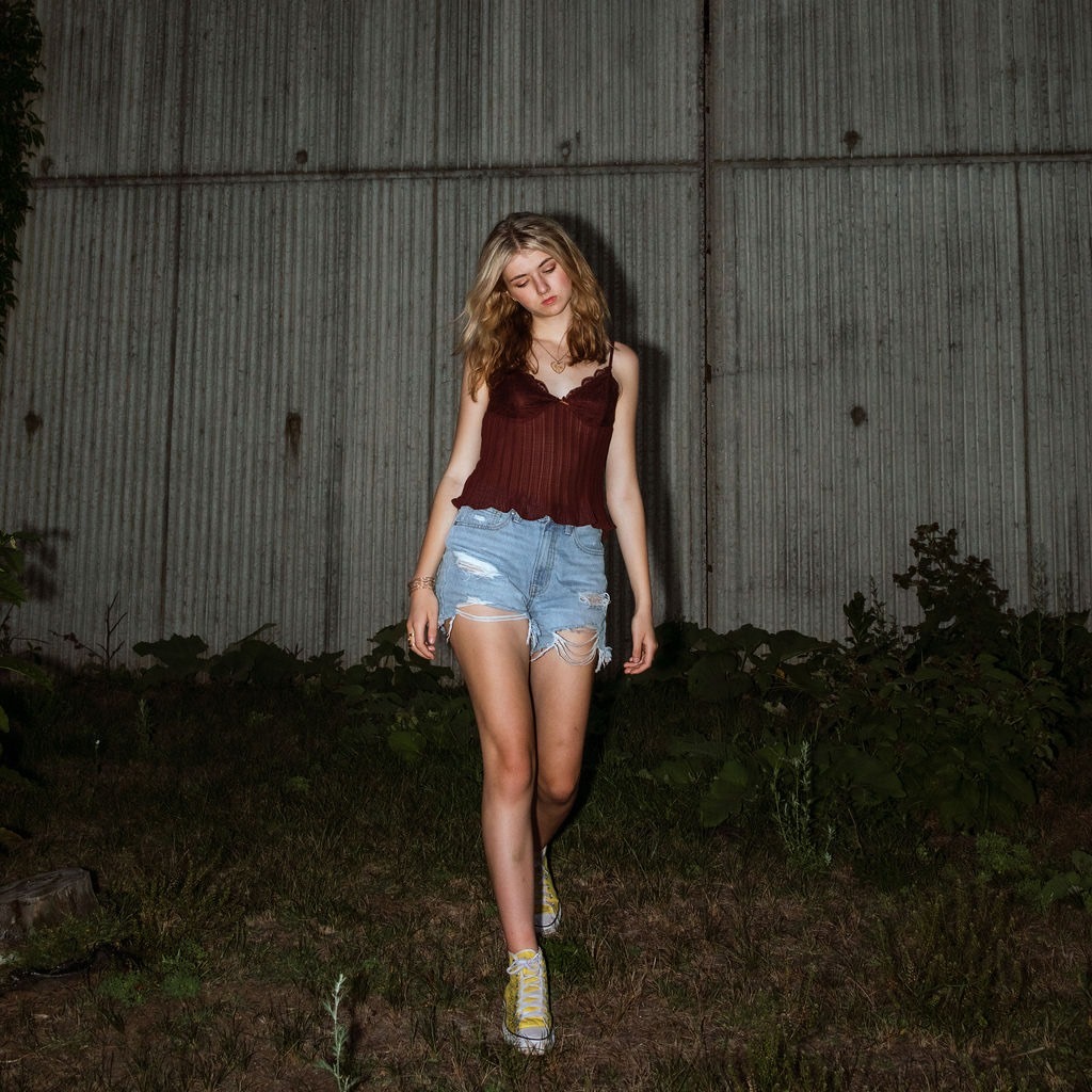 Ava Valianti – Running on Empty