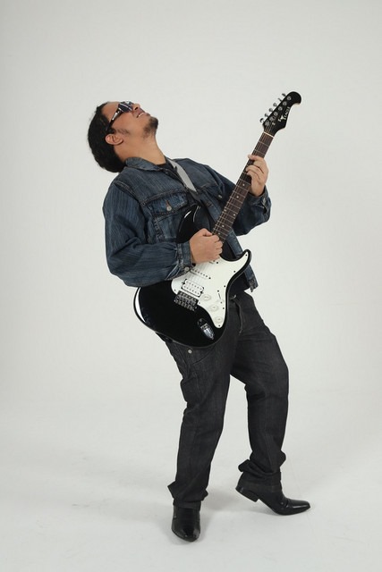 Samuel Yuri – Wind Before The Storm Samuel Yuri – Wind Before The Storm