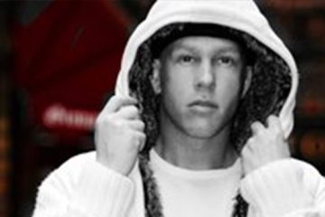 Stephanie Happening - Ignition