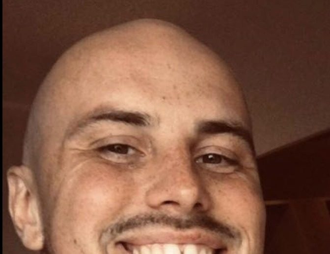 Ron Zama – When The Sun Is Dark Single Review: Illuminating Emotion Through Rhythm, Atmosphere, and a Beautifully Crafted Sonic Journey Ron Zama – When The Sun Is Dark