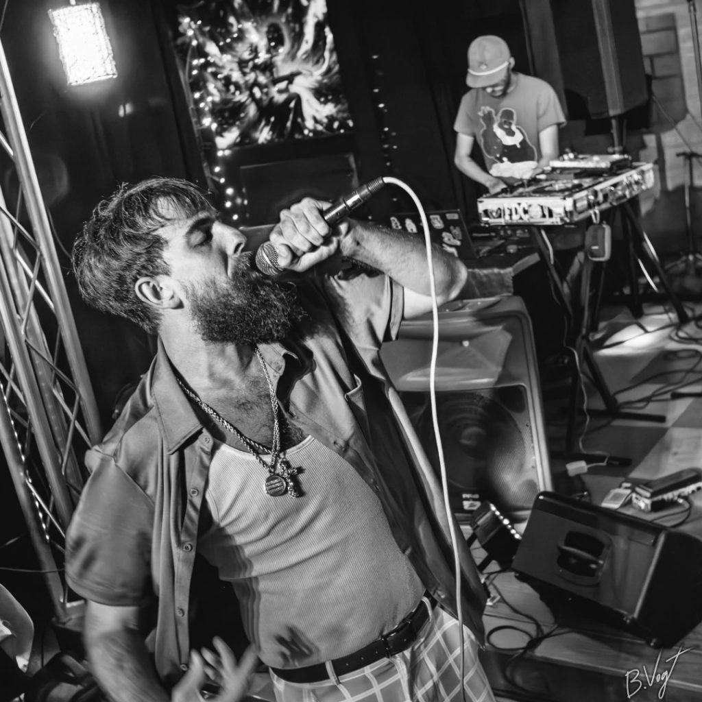 Kushpowers – Butterflies and Moon Trees Kushpowers – Butterflies and Moon Trees