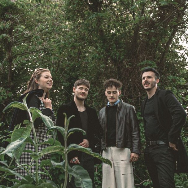 Wild Horse – Magpies Single Review: A Warm, Soulful Reflection on Trust, Betrayal, and Emotional Healing Wild Horse – Magpies