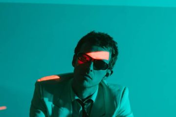 Lee Feather and The Night Movers – Drugs for Christmas