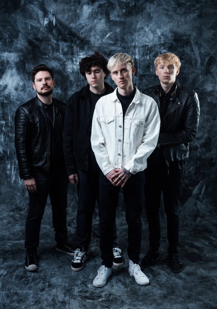 Mercy Kelly – Out In The Night