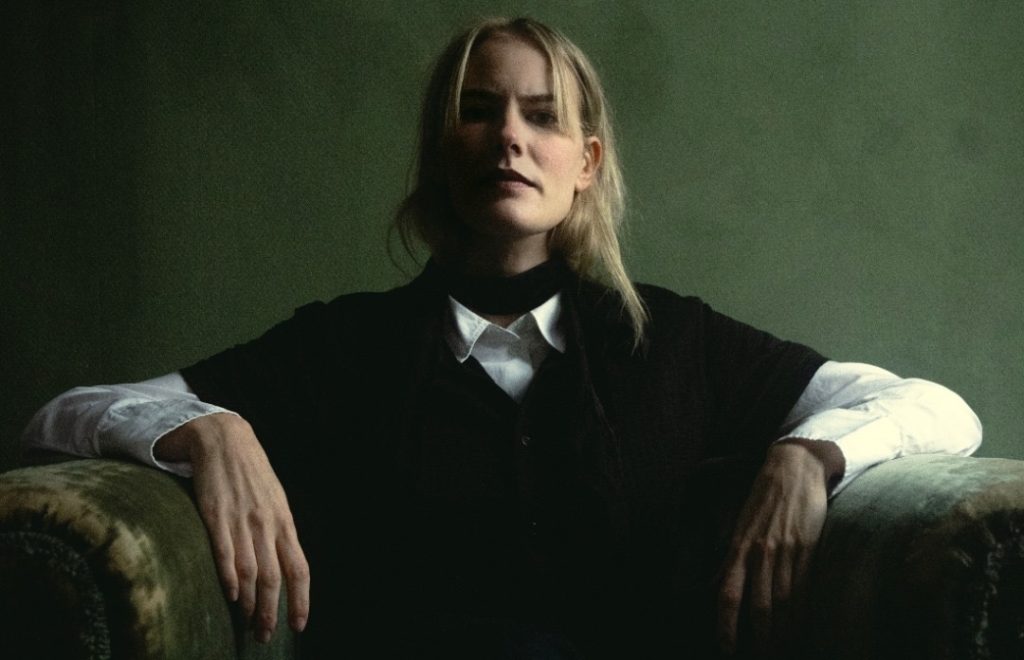 Tuvaband – Seven Ways of Floating Tuvaband – Seven Ways of Floating