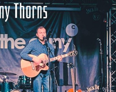 Jonny Thorns – Now or Never