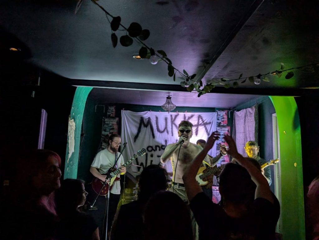 Mukka & The Wizard Sleeves - Born2graft Mukka & The Wizard Sleeves - Born2graft