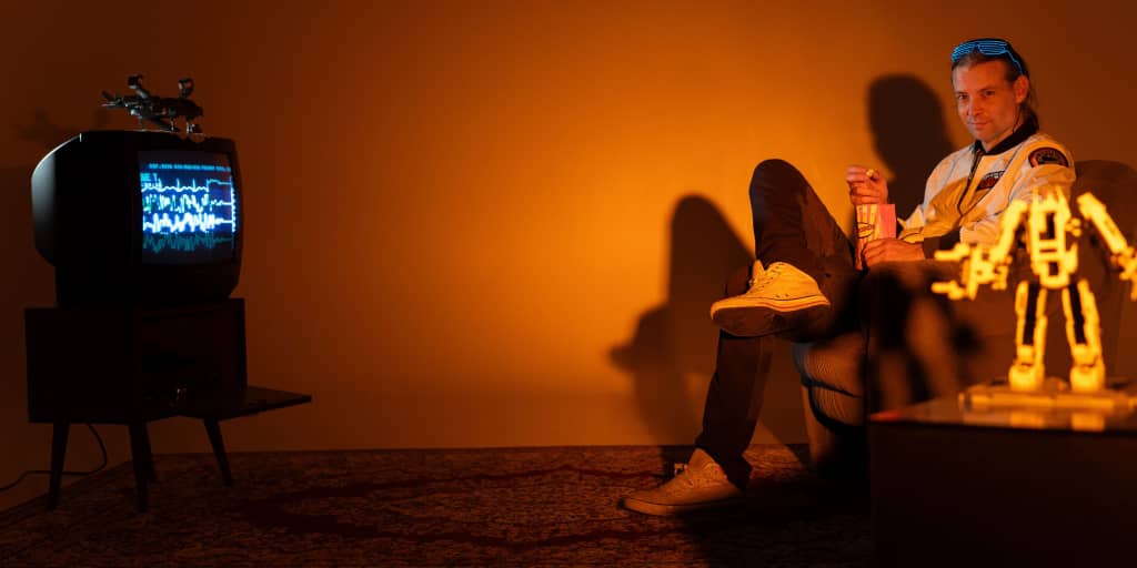 HEADleave – They Mostly Come At Night …Mostly HEADleave – They Mostly Come At Night …Mostly