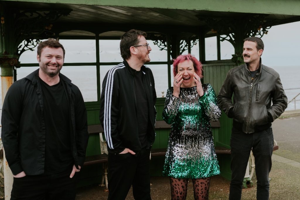 TWO TONNE MACHETE – PIGS PIGS TWO TONNE MACHETE – PIGS PIGS