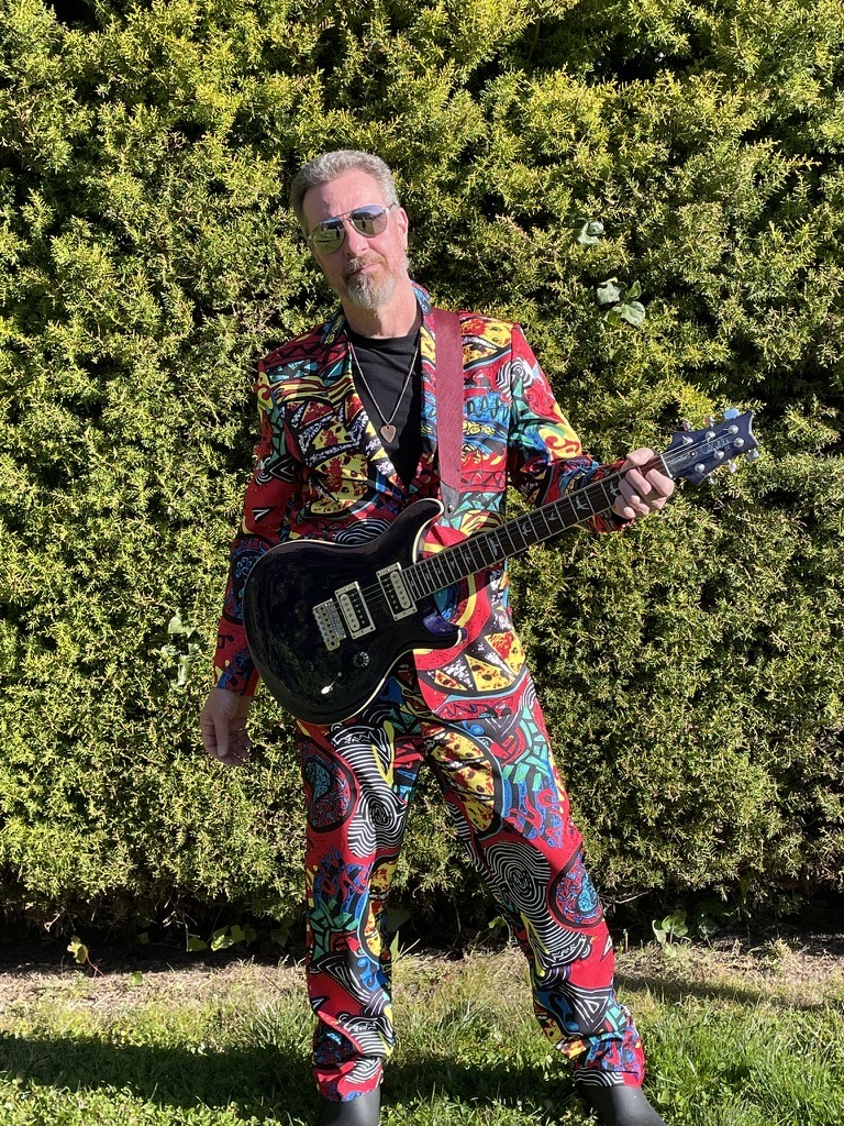 Craig Small Music – The Wolf