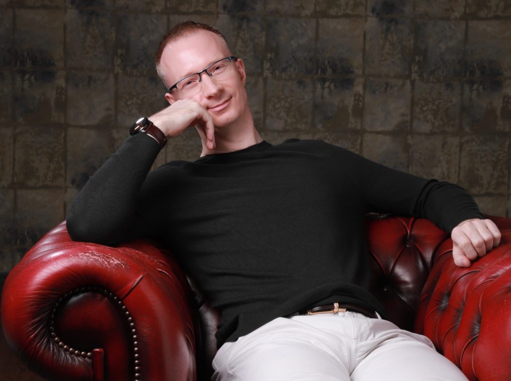 Alasdair James Dodds – Disillusionment