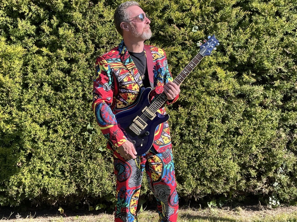 Craig Small Music – The Wolf