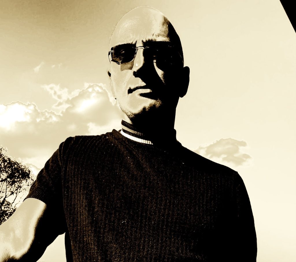 Coolonaut – Karma Smile Coolonaut – Karma Smile