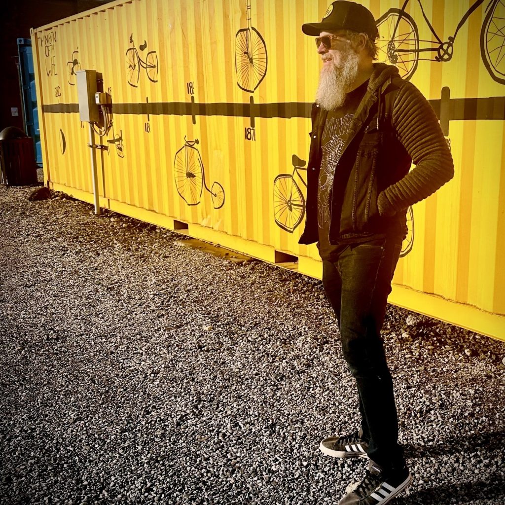 Displaced Stranger – Grounding Displaced Stranger – Grounding