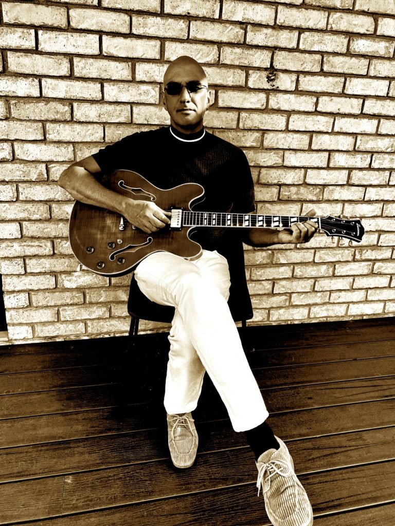 Coolonaut – Karma Smile Coolonaut – Karma Smile