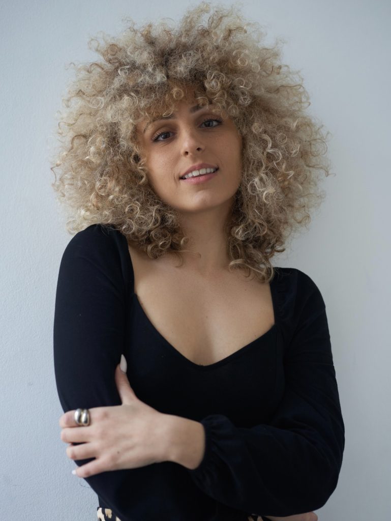 Lilac Cooper – Dreams Lilac Cooper – Dreams