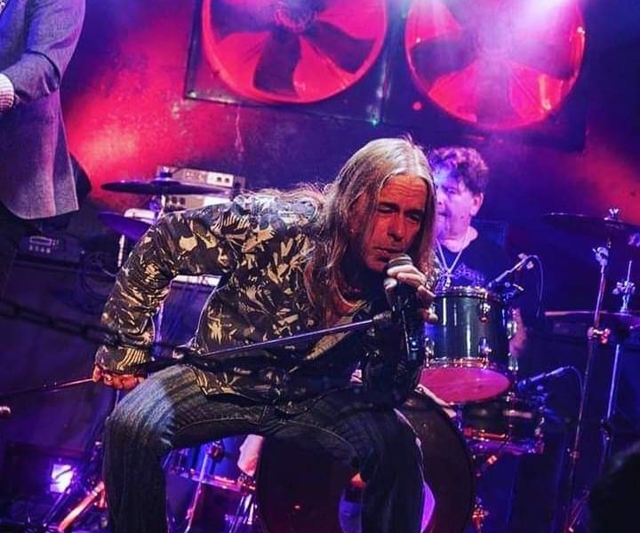 Brian Bee Frank — Chasing The Dragon