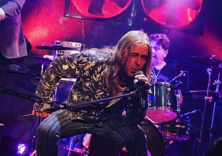 Brian Bee Frank — Chasing The Dragon