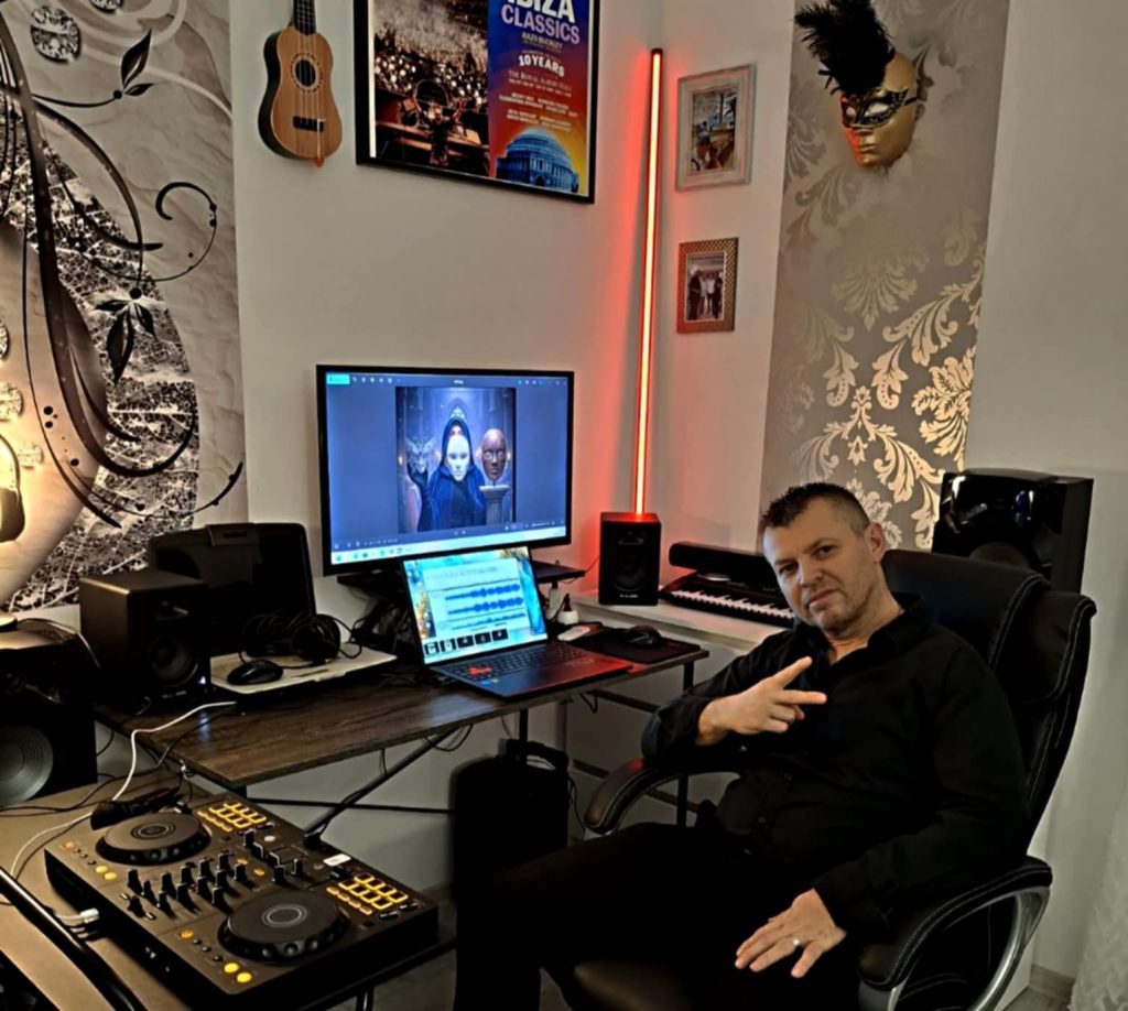 KOWIKAN — Just Landed Review