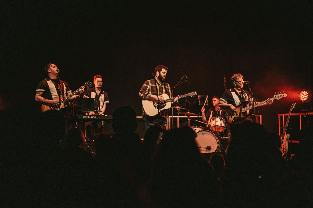 8211 James Stephen & The Good Ones — Lonely Days (Review)