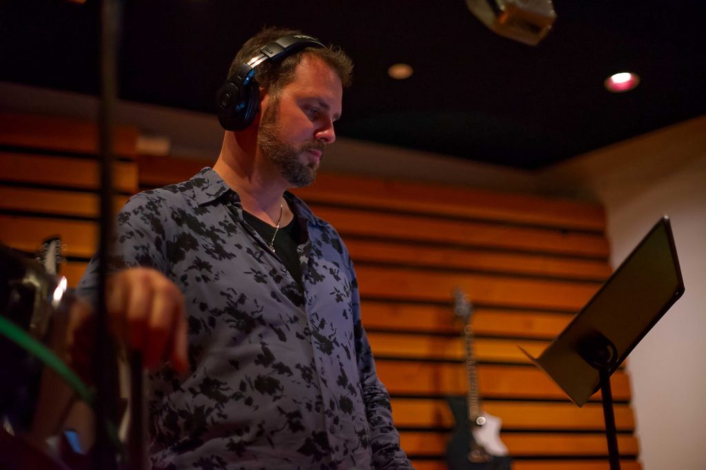 8221 Chris Aschman — Triangles (Review)