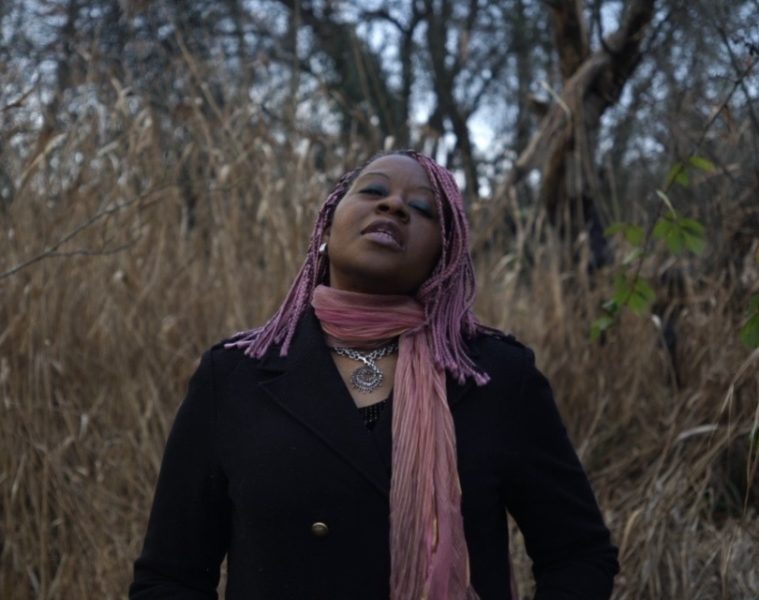 Fiona Amaka – Love That Fills My World (Acoustic Version)
