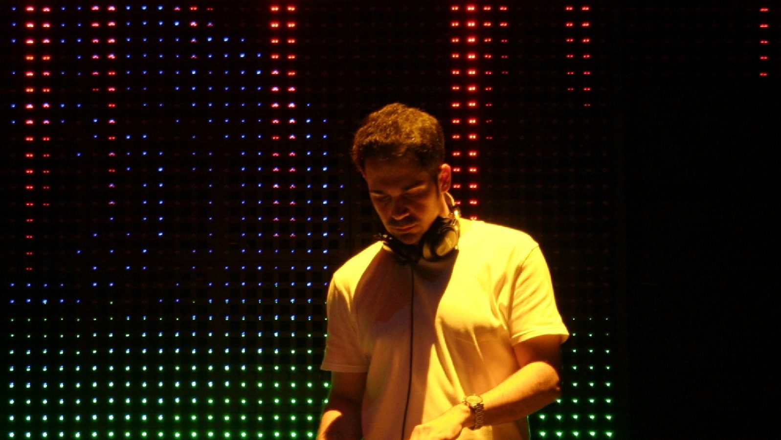 SLAPPER — We Kept The Night