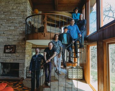 Hallaballoo — Undercover Bitch