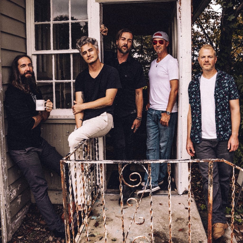 Midnite Radio – Fear No Stars Midnite Radio – Fear No Stars