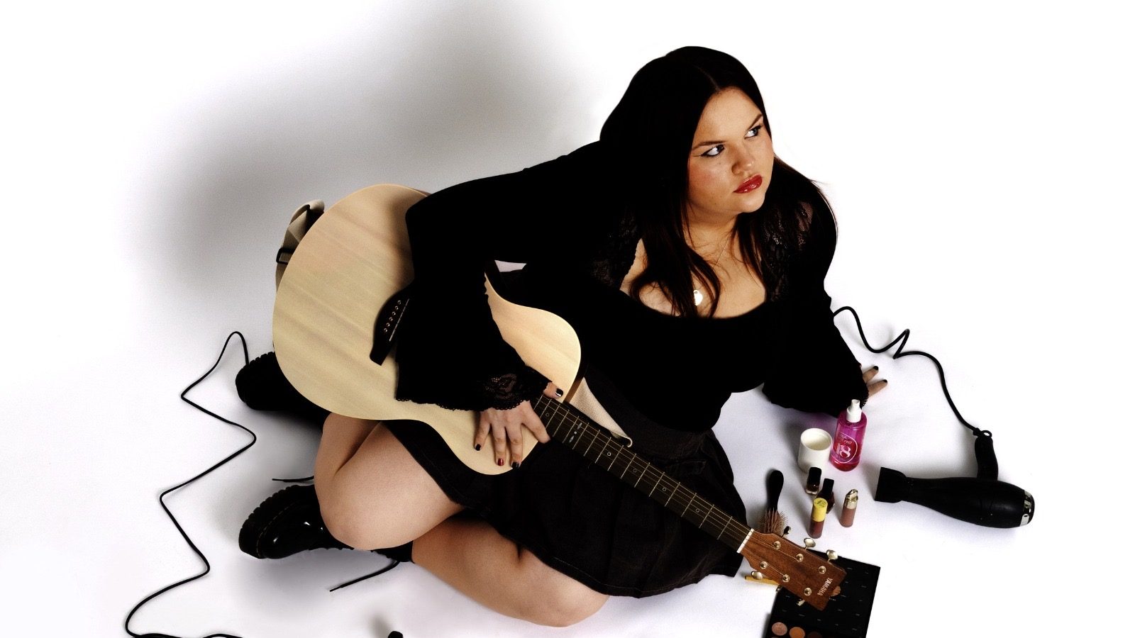 Chloe Jessica – Bitch in a Dress (Review) Chloe Jessica – Bitch in a Dress