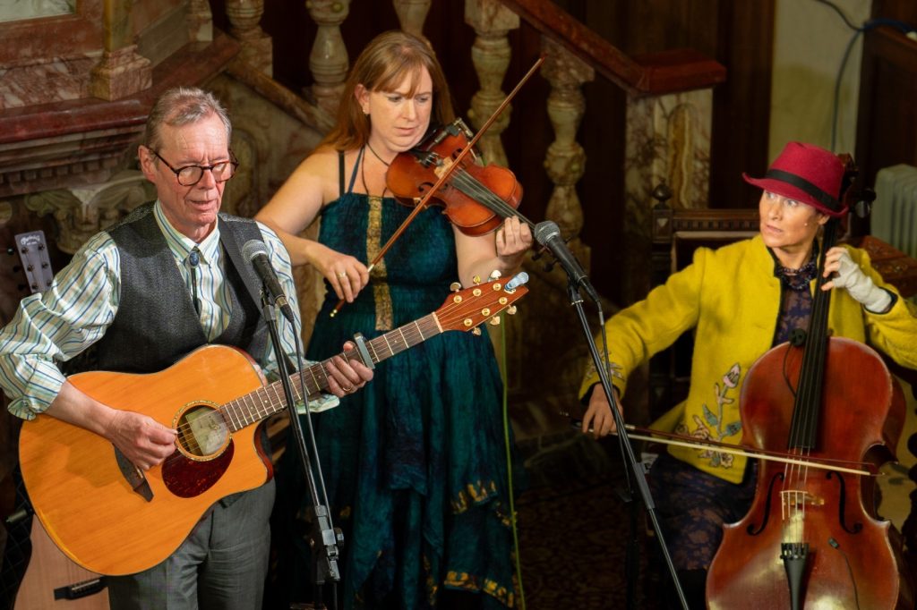 Les Gillon & The Agents Of Karma – After Party Sunrise