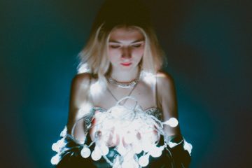 Ava Valianti – Birthday Cake