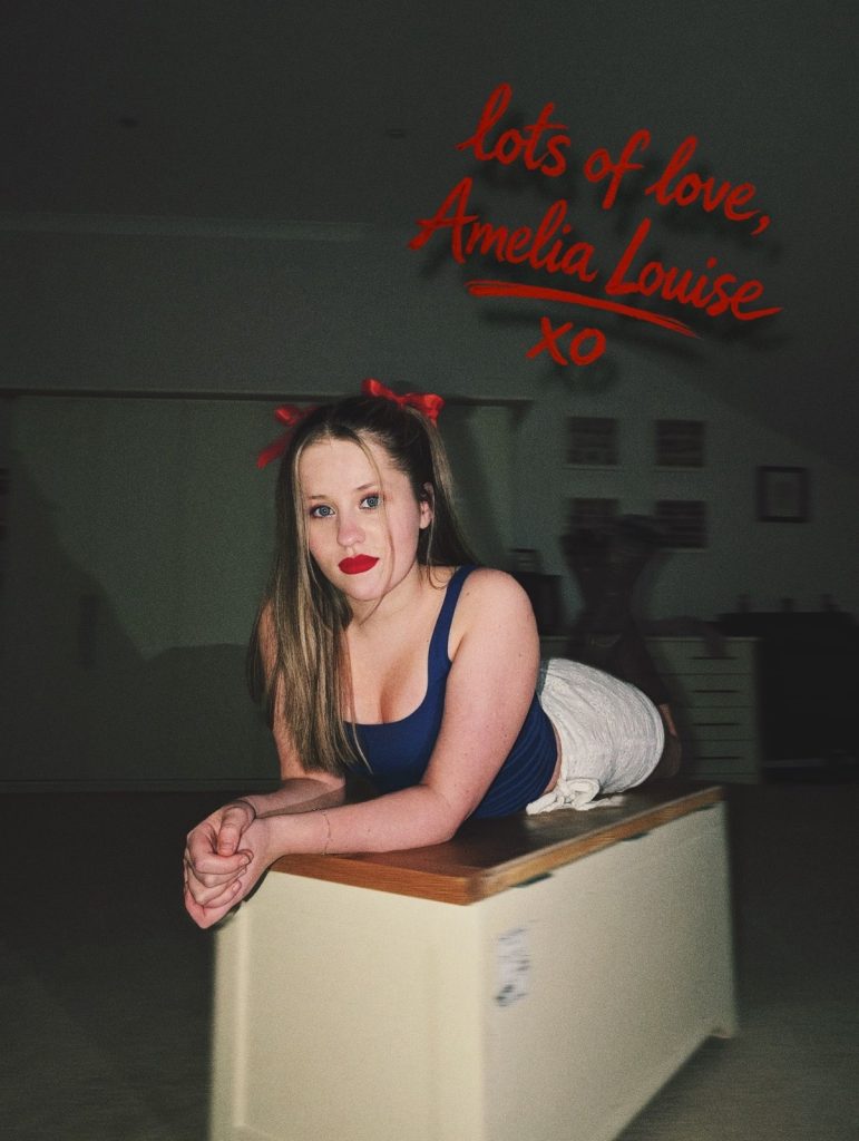 Amelia Louise – Supergirl