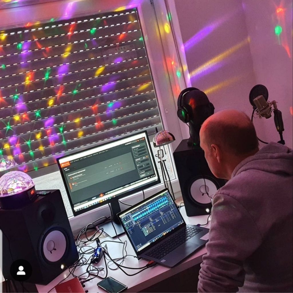 DJ Thommek – A Little Bit