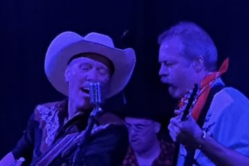 Hi Ho Six Shooter — Close As Kin