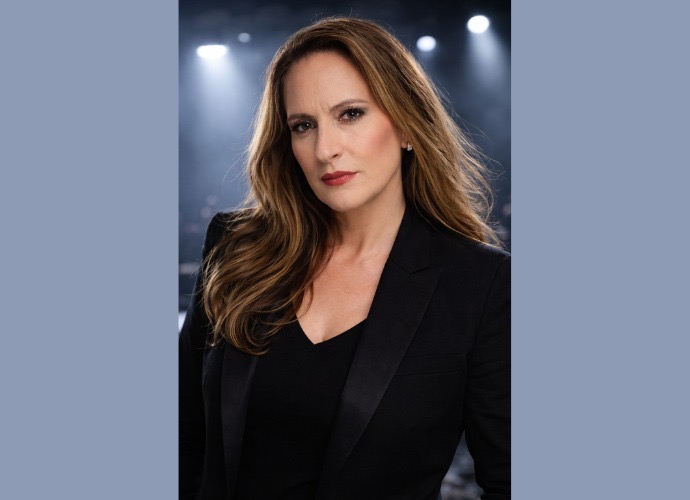 Exzenya – The Fans Applauded