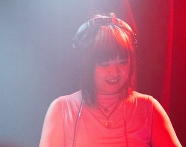 Susan Style – Only A Broken Heart Can Hold The World