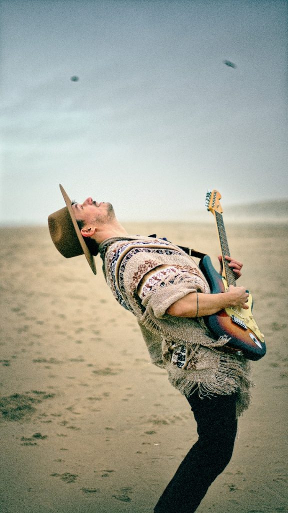 Joseph Turner & The Dudes of Hazard – Travelin’ Heart