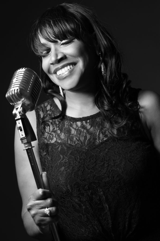Shelia Moore-Piper – Show Love (Review) Shelia Moore-Piper – Show Love