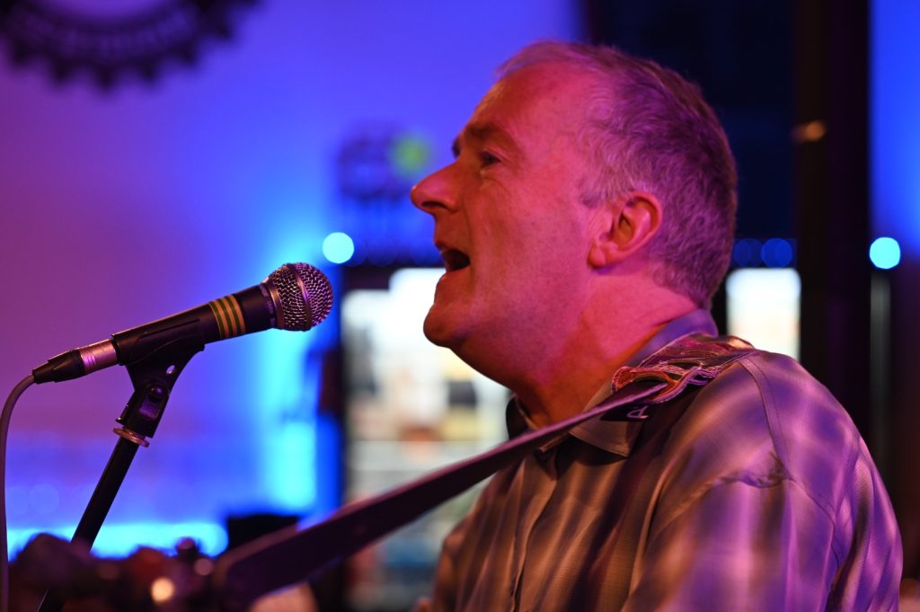 Andy Smythe — Quiet Revolution Extra (Review)