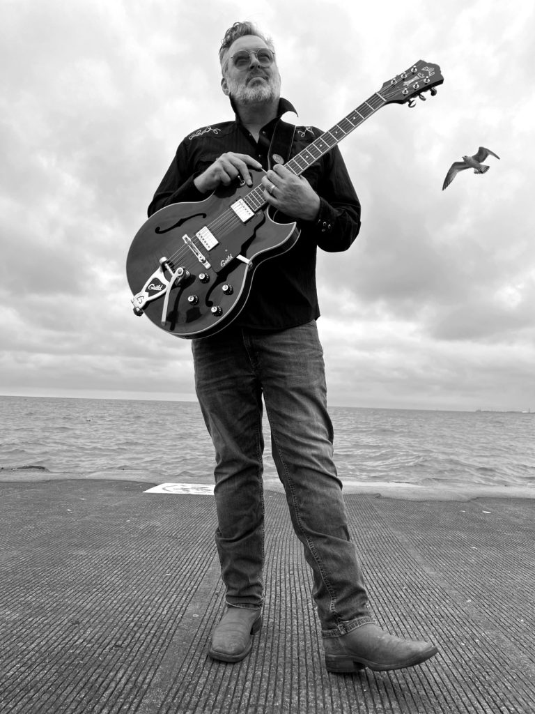 Joe Rian — Think Yer In Luv (Review)